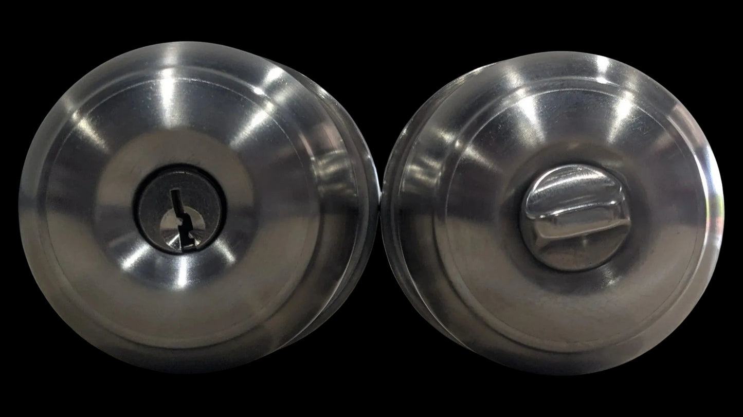 DOOR KNOB WITH LOCK ENTRANCE TYPE SATIN NICKEL