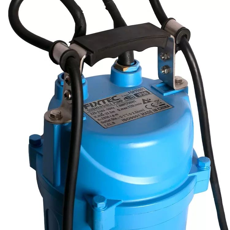 SUBMERSIBLE PUMP
