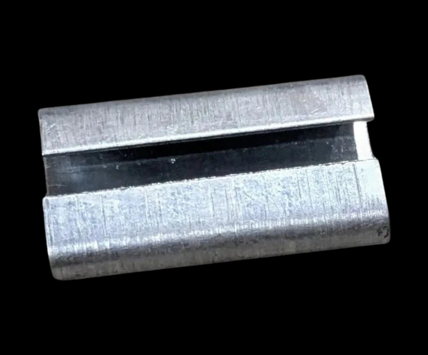 CLIP FOR STEEL STRAPPING (SOLD PER BOX)